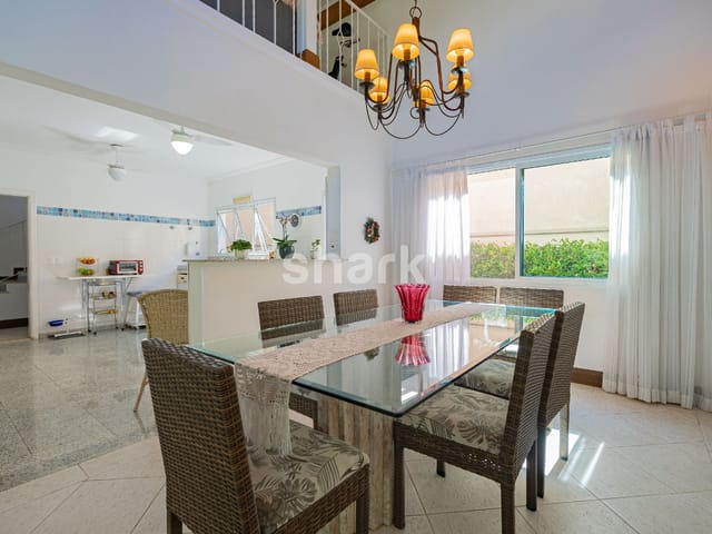 Casa com 600m² 5 quartos e 7 banheiros, à venda, no bairro Alphaville em Santana de Parnaíba