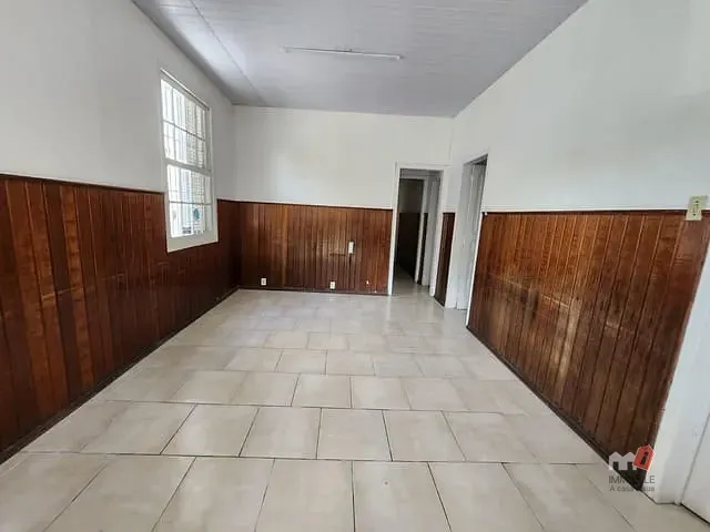 Casa à venda, no bairro Centro em Petrópolis