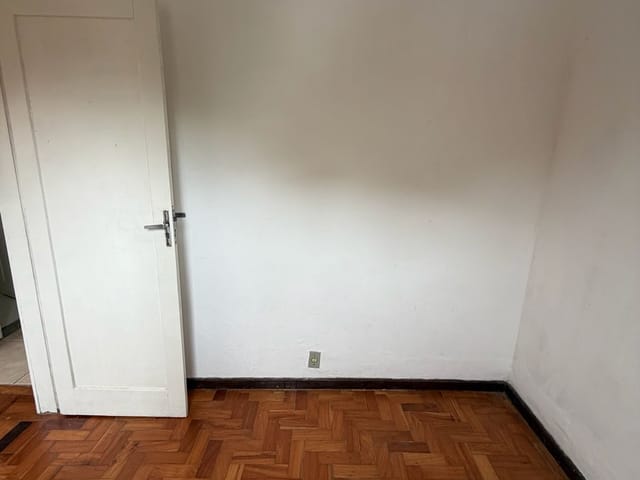 Casa 2 quartos e 1 banheiro, para alugar, no bairro Centro em Petrópolis