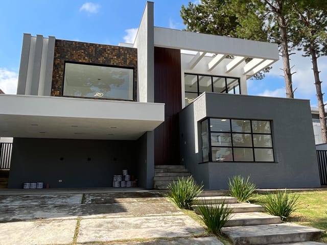 Casa com 580m² 4 quartos e 5 banheiros, à venda, no bairro Alphaville em Santana de Parnaíba