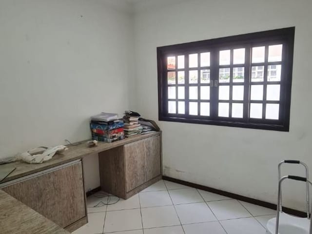 Casa com 256m² 4 quartos e 2 banheiros, à venda, no bairro Urbanova em São José dos Campos