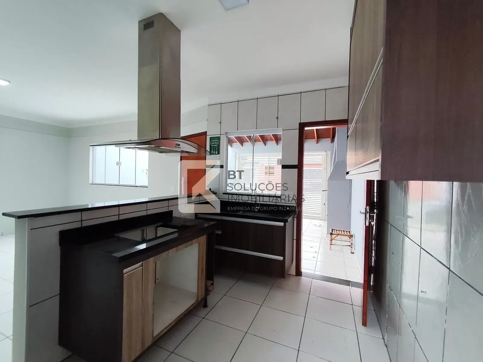 Casa, 3 quartos, 110 m² - Foto 1
