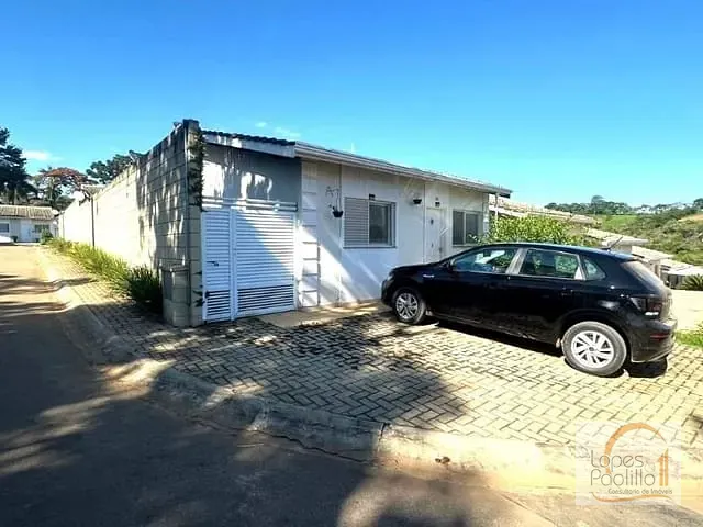 Casa com 150m² 2 quartos e 1 banheiro, à venda, no bairro Jardim Santa Fe em Bom Jesus dos Perdões