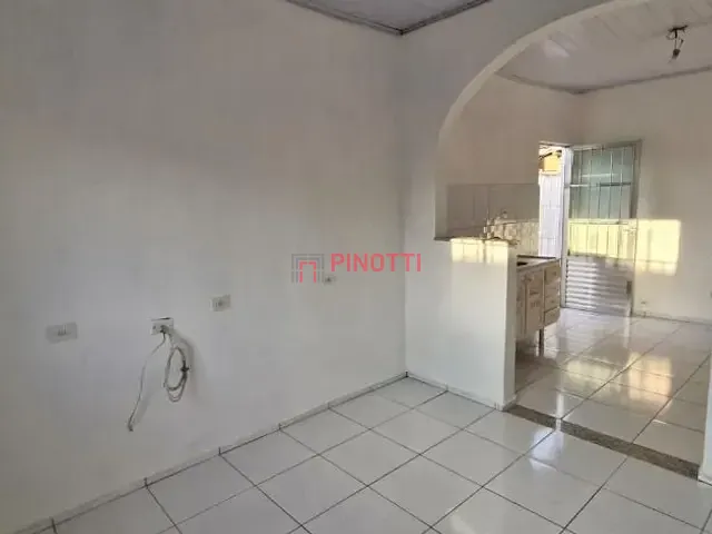 Casa 1 quarto e 1 banheiro, à venda, no bairro Vila Santa Terezinha em São Bernardo do Campo