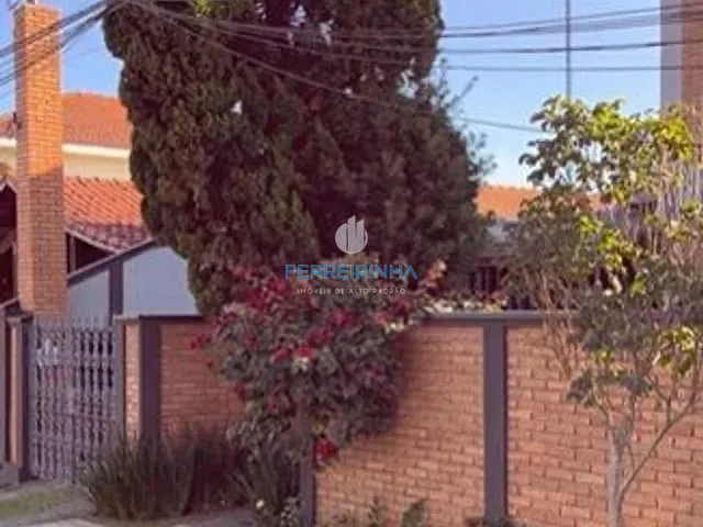 Casa com 360m² 3 quartos e 3 banheiros, à venda, no bairro Jardim das Colinas em São José dos Campos