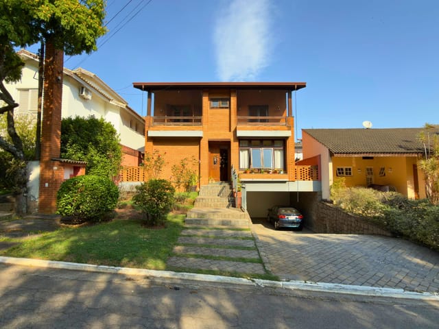 Casa com 360m² 4 quartos e 3 banheiros, à venda, no bairro Alphaville em Santana de Parnaíba