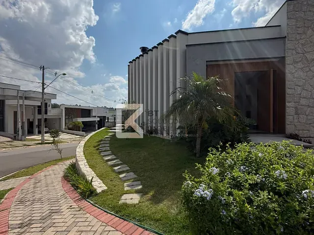 Casa com 307m² 3 quartos e 4 banheiros, à venda, no bairro Jardim Laguna em Indaiatuba