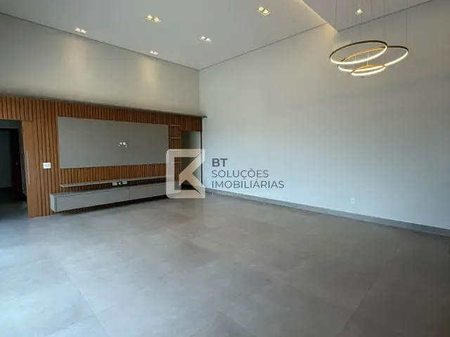 Casa com 307m² 3 quartos e 4 banheiros, à venda, no bairro Jardim Laguna em Indaiatuba