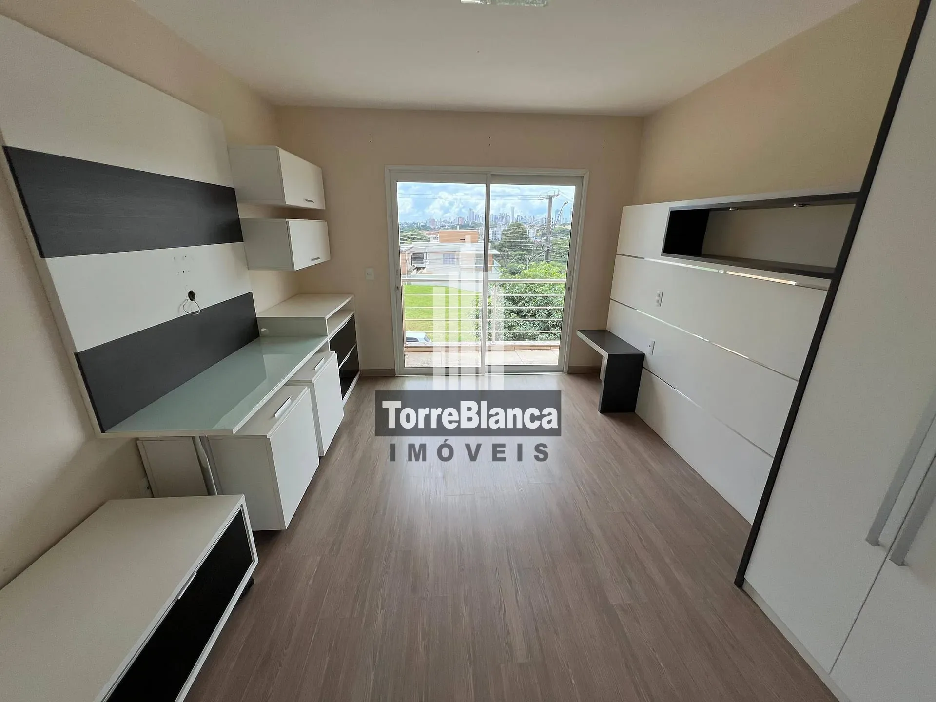 Casa, 4 quartos, 258 m² - Foto 8