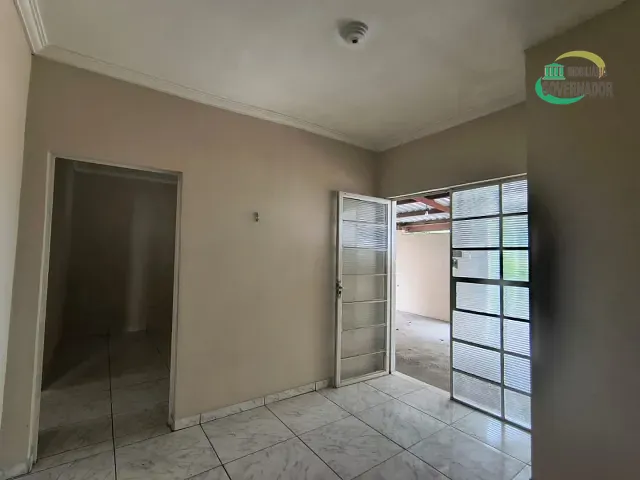 Casa com 300m² 4 quartos e 2 banheiros, à venda, no bairro Jardim Maria Rosa em Campinas