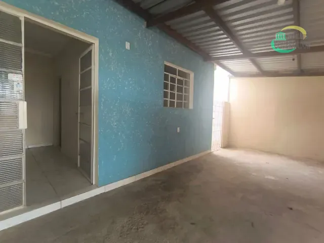 Casa com 300m² 4 quartos e 2 banheiros, à venda, no bairro Jardim Maria Rosa em Campinas