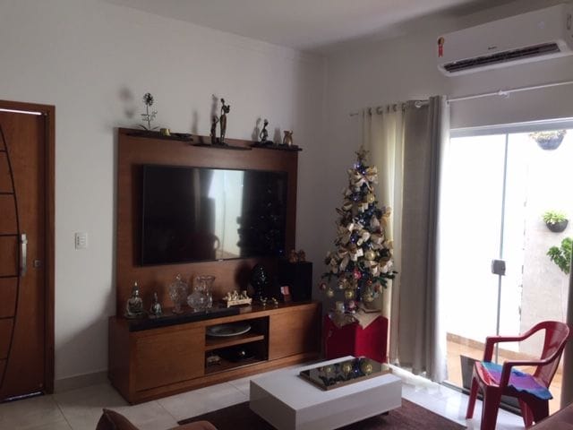 Foto do Casa - Casa com 3 dormitórios à venda, 120 m² por R$ 380.000,00 - Conjunto Margarida Rosa de Azevedo - Uberaba/MG | ZUCATO IMOBILIARIA LTDA