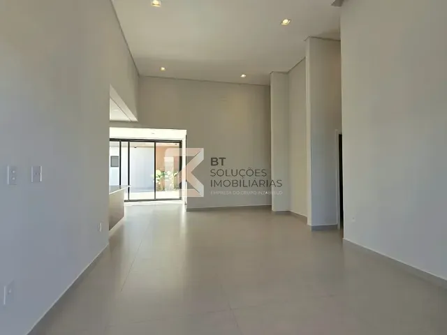 Casa 3 quartos e 4 banheiros, à venda, no bairro Jardim Laguna em Indaiatuba