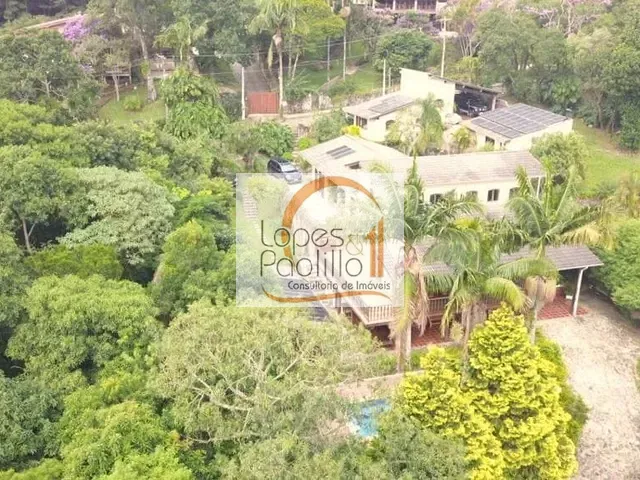 Casa com 1550m² 3 quartos e 3 banheiros, à venda, no bairro Clube da Montanha em Atibaia