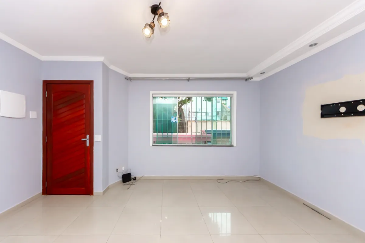 Casa para venda e locação em Vila Isolina Mazzei com 3 quartos, sendo 3 suítes, 218m²