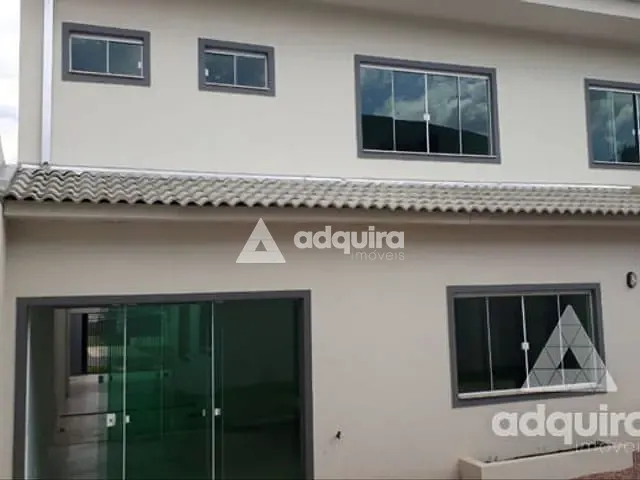 Sobrado 4 quartos e 4 banheiros, à venda, no bairro Cará-cará em Ponta Grossa