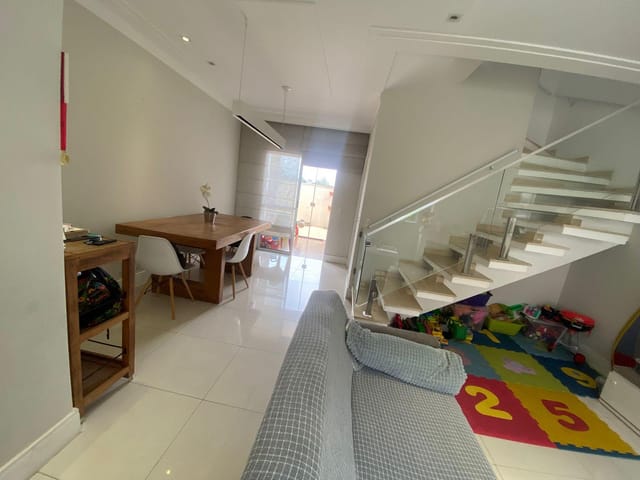 Casa com 105m² 3 quartos e 3 banheiros, à venda, no bairro Chácara Ondas Verdes em Cotia