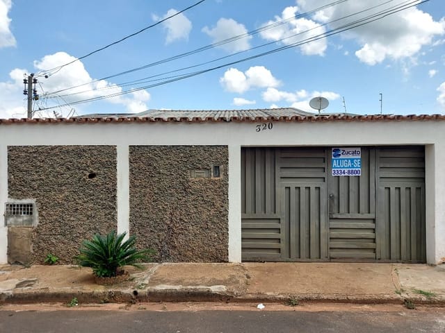 Foto do Casa - Casa com 2 dormitórios para alugar, 135 m² por R$ 1.000,00/mês - Conjunto José Vallim de Melo - Uberaba/MG | ZUCATO IMOBILIARIA LTDA