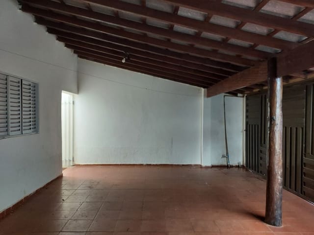 Foto do Casa - Casa com 2 dormitórios para alugar, 135 m² por R$ 1.000,00/mês - Conjunto José Vallim de Melo - Uberaba/MG | ZUCATO IMOBILIARIA LTDA