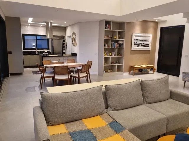 Casa com 456m² 4 quartos e 4 banheiros, à venda, no bairro Vivant Urbanova em São José dos Campos