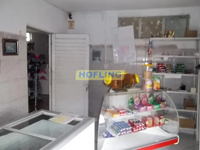 Casa com 350m² 2 quartos e 2 banheiros, à venda, no bairro Jardim Matheus Maniero em Rio Claro