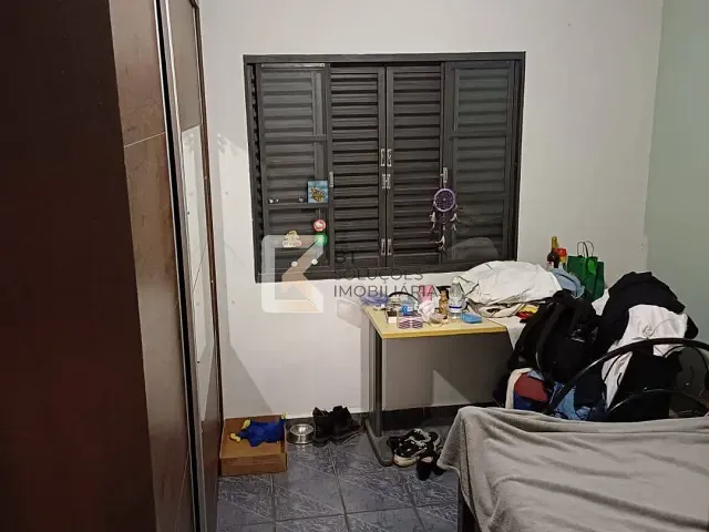 Casa com 250m² 3 quartos e 2 banheiros, à venda, no bairro Jardim Santa Rita em Indaiatuba