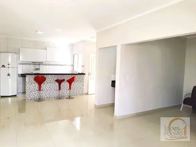 Casa com 220m² 3 quartos e 2 banheiros, à venda, no bairro Jardim Jaraguá em Atibaia