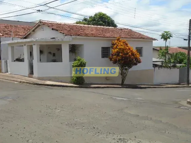 Casa com 636m², à venda, no bairro Vila Santo Antônio em Rio Claro