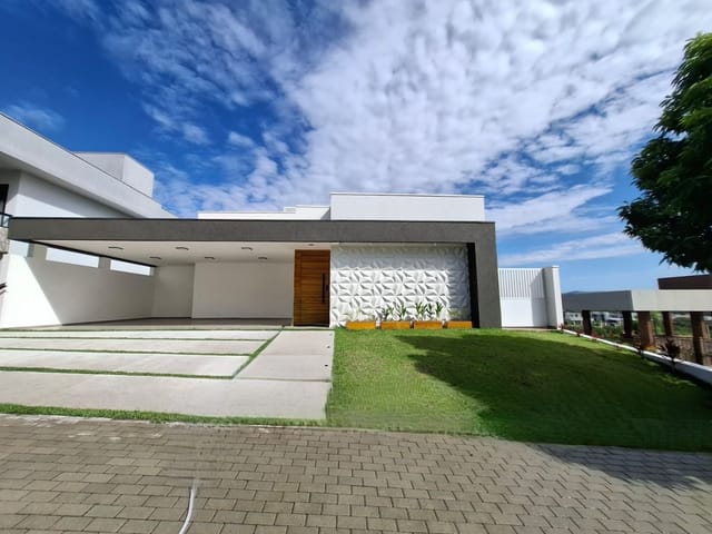 Casa com 451m² 3 quartos e 5 banheiros, à venda, no bairro Condomínio Residencial Colinas do Paratehy em São José dos Campos