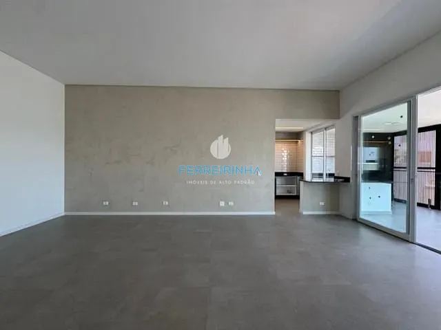 Casa com 451m² 3 quartos e 5 banheiros, à venda, no bairro Condomínio Residencial Colinas do Paratehy em São José dos Campos
