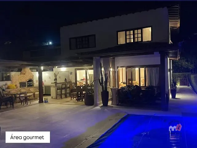 Casa com 1500m², à venda, no bairro Rasa/Praia Rasa em Armação dos Búzios