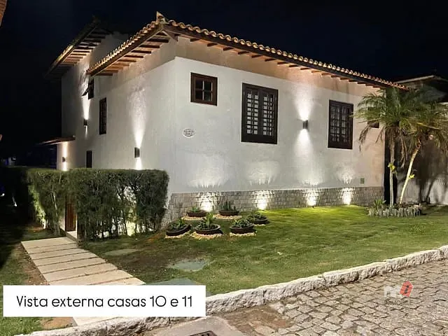 Casa com 1500m², à venda, no bairro Rasa/Praia Rasa em Armação dos Búzios