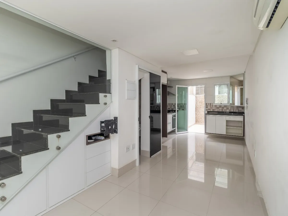 Casa em condomínio para venda com 2 quartos, 80m²
