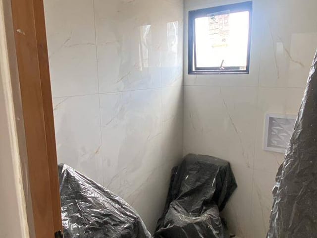 Casa com 200m² 3 quartos e 2 banheiros, à venda, no bairro Esmeralda Park (Caucaia do Alto) em Cotia
