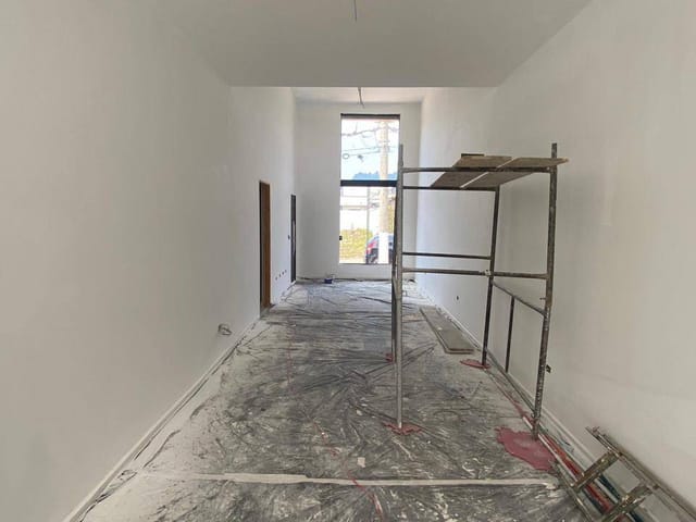 Casa com 200m² 3 quartos e 2 banheiros, à venda, no bairro Esmeralda Park (Caucaia do Alto) em Cotia