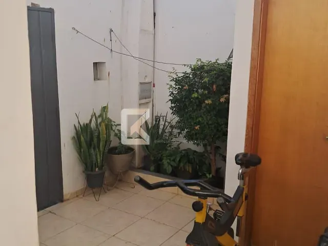 Casa com 80m² 2 quartos e 1 banheiro, à venda, no bairro Vila Sfeir em Indaiatuba