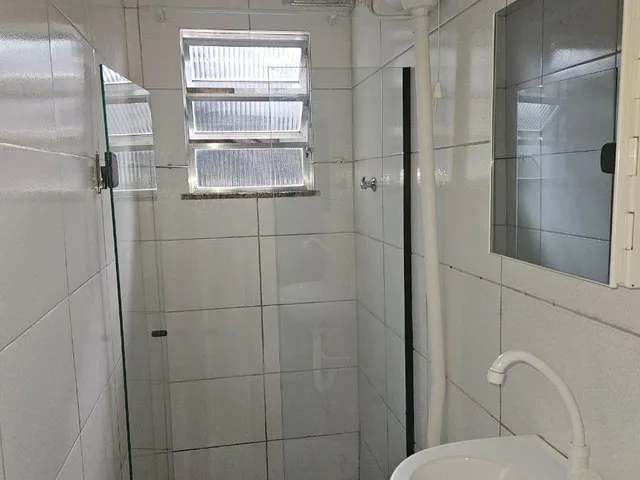 Casa 1 quarto e 1 banheiro, para alugar, no bairro Mosela em Petrópolis
