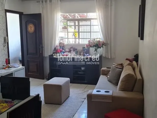 Casa 2 quartos e 1 banheiro, à venda, no bairro CONDOMINIO SABARA III em Londrina