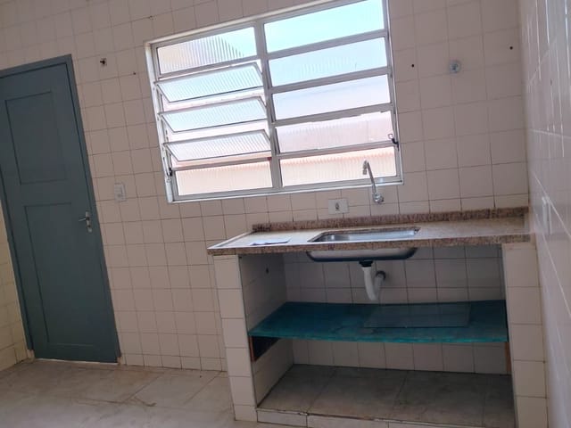Casa com 125m² 2 quartos e 1 banheiro, à venda, no bairro Jardim Araruama em Cotia