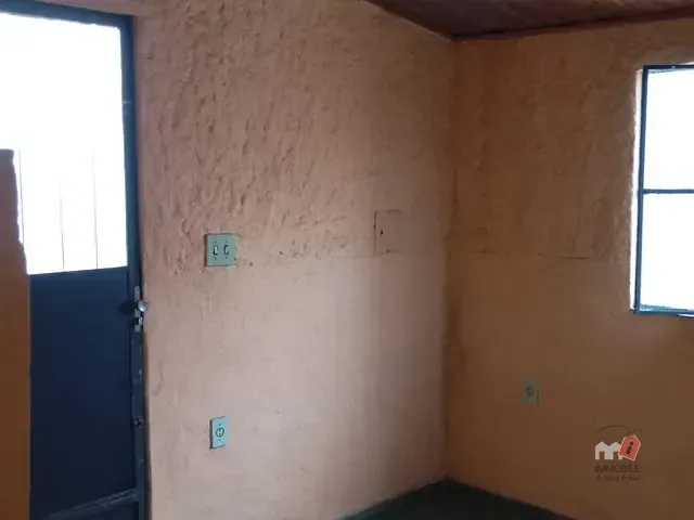 Casa 2 quartos e 1 banheiro, para alugar, no bairro Caxambu em Petrópolis