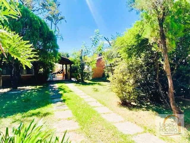 Casa com 363m² 2 quartos e 2 banheiros, à venda, no bairro Retiro das Fontes em Atibaia