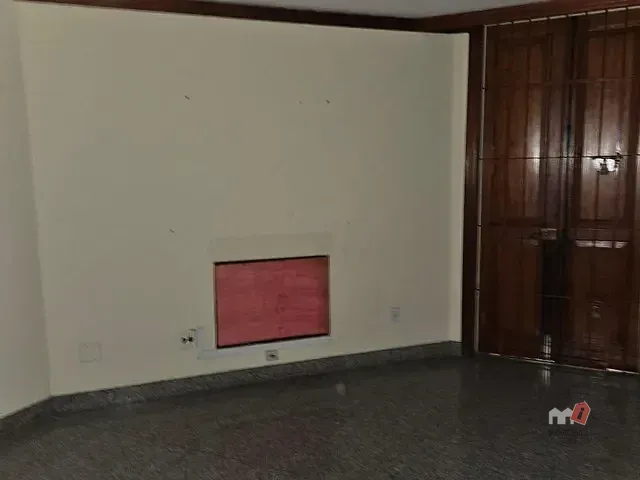 Casa para alugar, no bairro Centro em Petrópolis