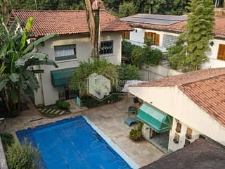 Foto do Casa-Casa tipo para venda em Alto de Pinheiros com 4 quartos, sendo 2 suítes, 198m²