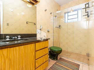 Foto do Casa-Casa tipo para venda em Alto de Pinheiros com 4 quartos, sendo 2 suítes, 198m²