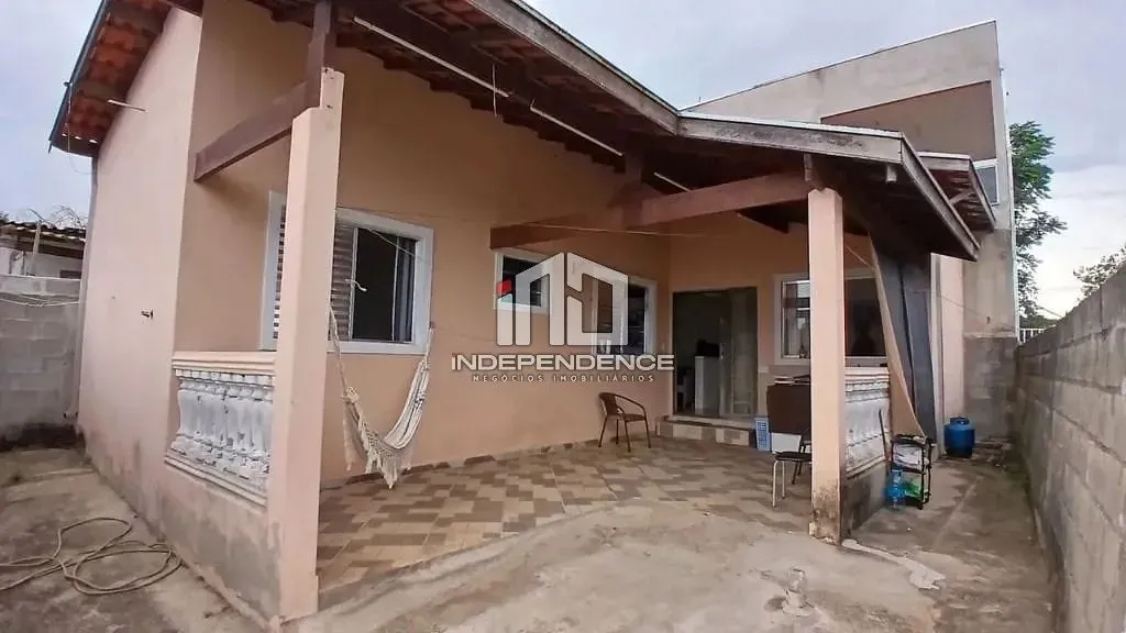 Casa, 2 quartos, 73 m² - Foto 1