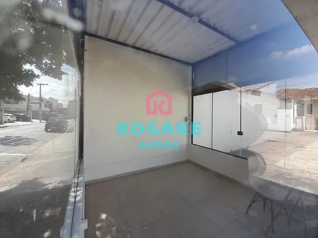 Casa com 307m² 2 quartos e 1 banheiro, para alugar, no bairro Vila Ema em São José dos Campos