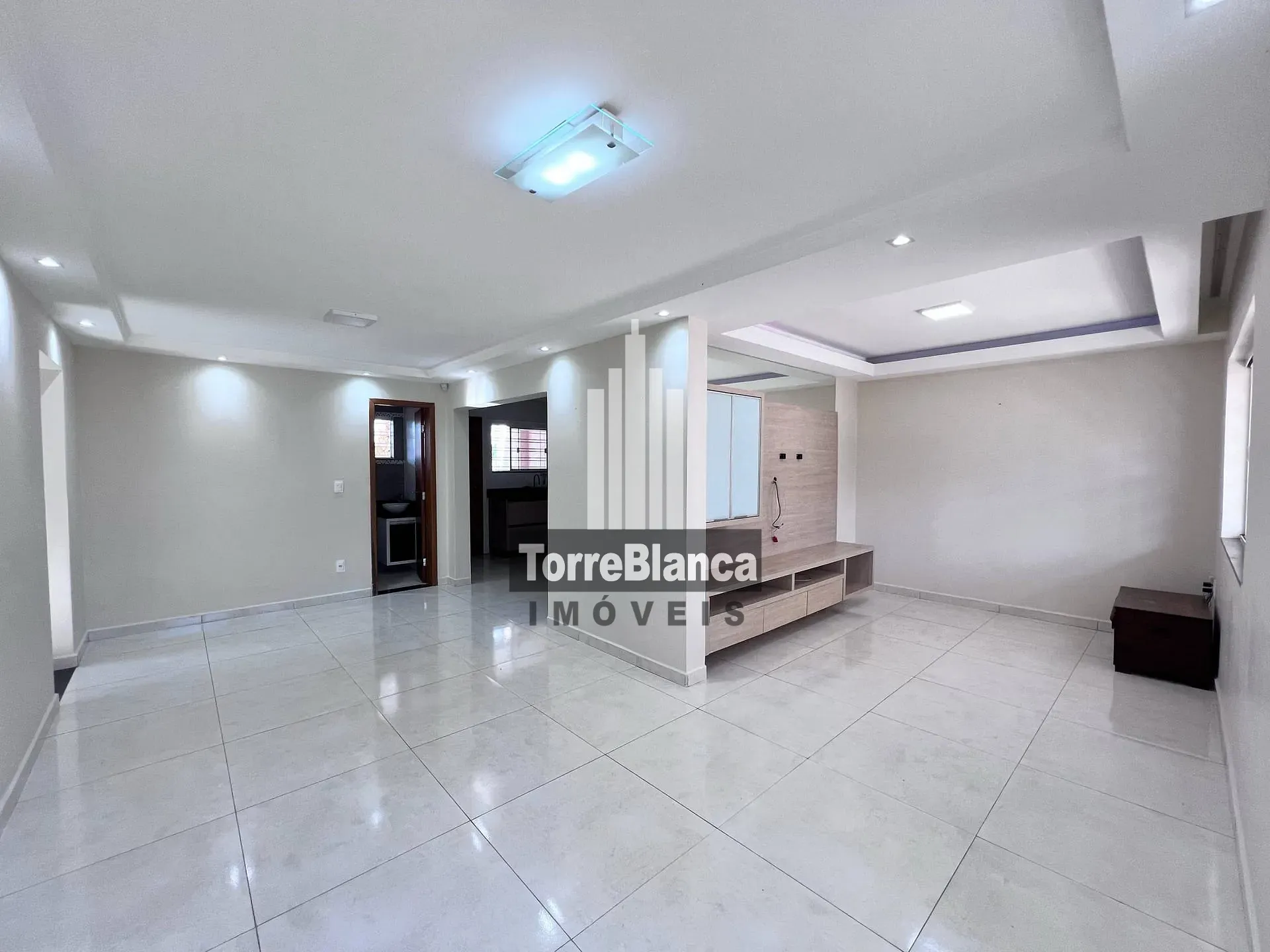 Casa, 3 quartos, 132 m² - Foto 2