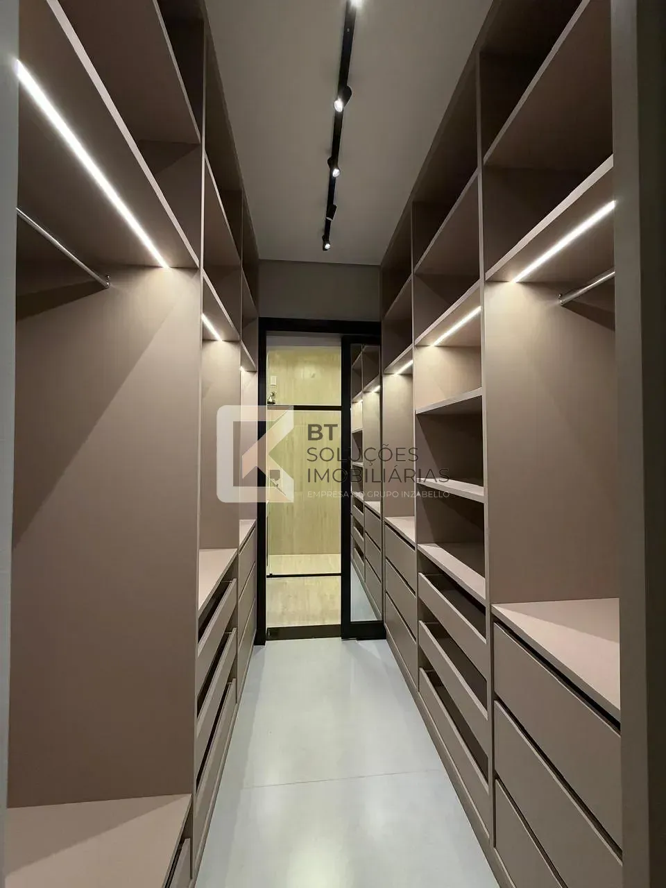 Casa, 3 quartos, 200 m² - Foto 49