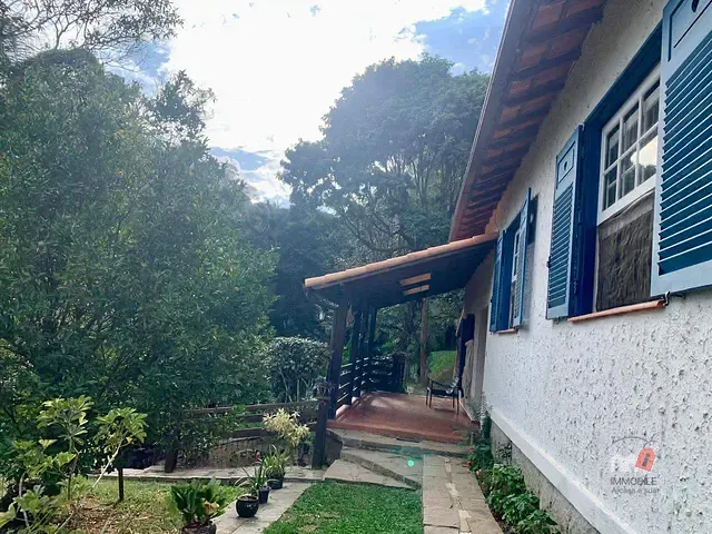 Casa com 4937m², à venda, no bairro Nogueira em Petrópolis
