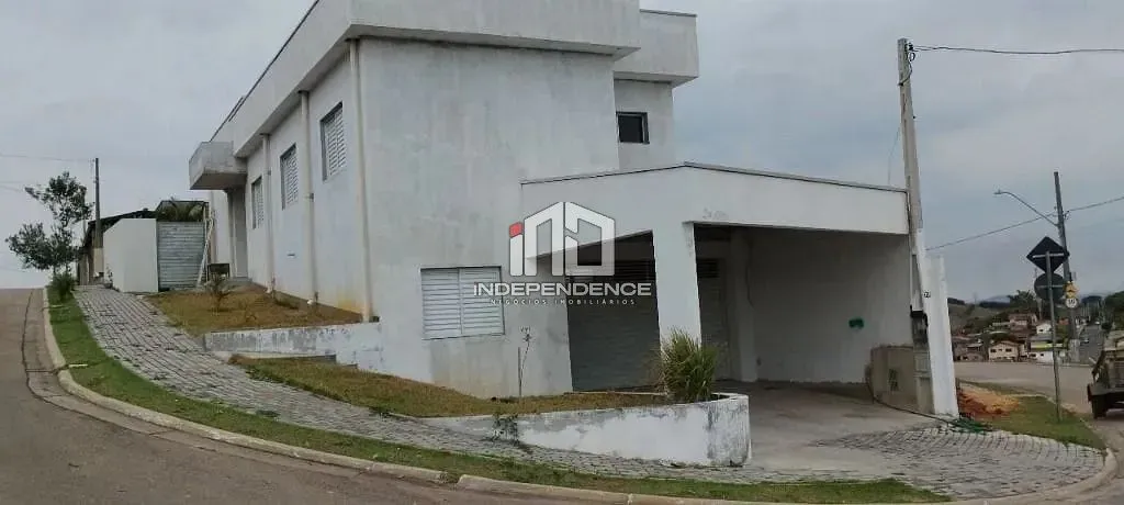 Casa, 4 quartos, 240 m² - Foto 1